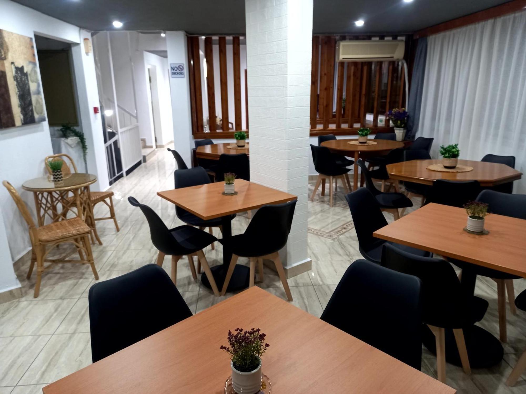 Hotel Tainaro لوترا إديبسو المظهر الخارجي الصورة