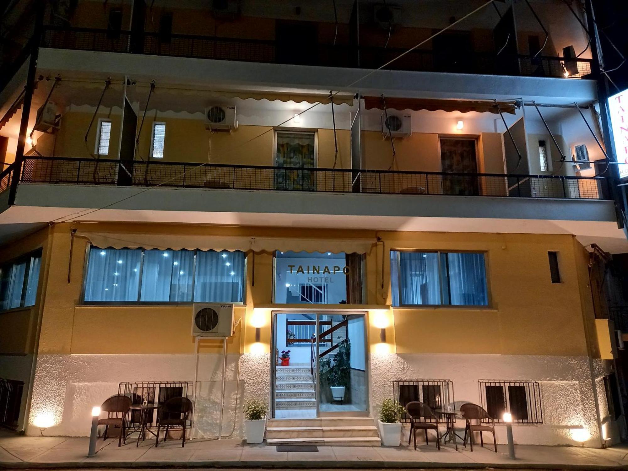 Hotel Tainaro لوترا إديبسو المظهر الخارجي الصورة