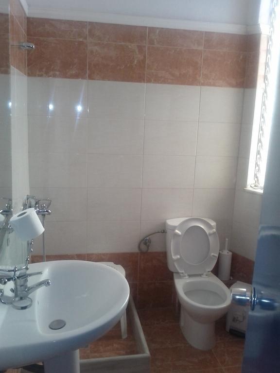 Hotel Tainaro لوترا إديبسو الغرفة الصورة