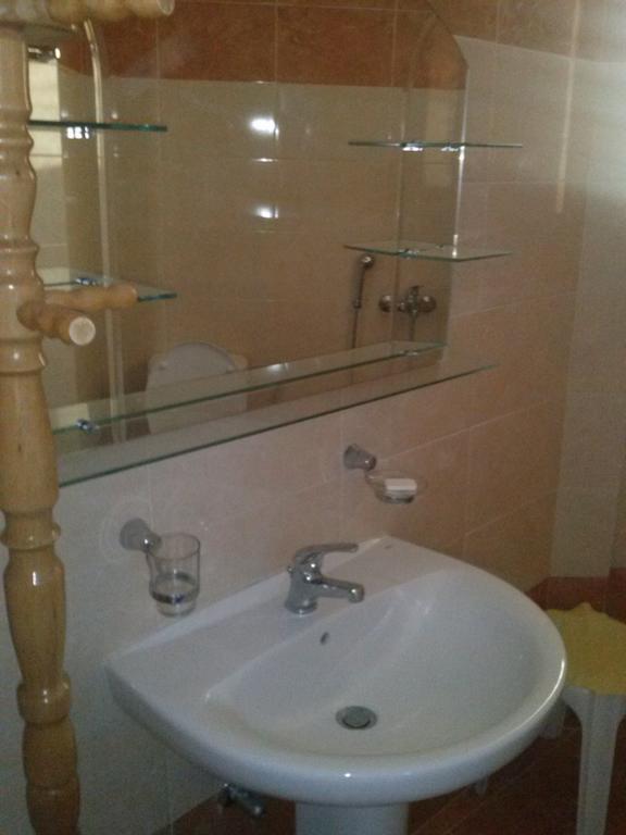 Hotel Tainaro لوترا إديبسو الغرفة الصورة
