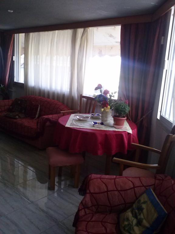 Hotel Tainaro لوترا إديبسو المظهر الخارجي الصورة